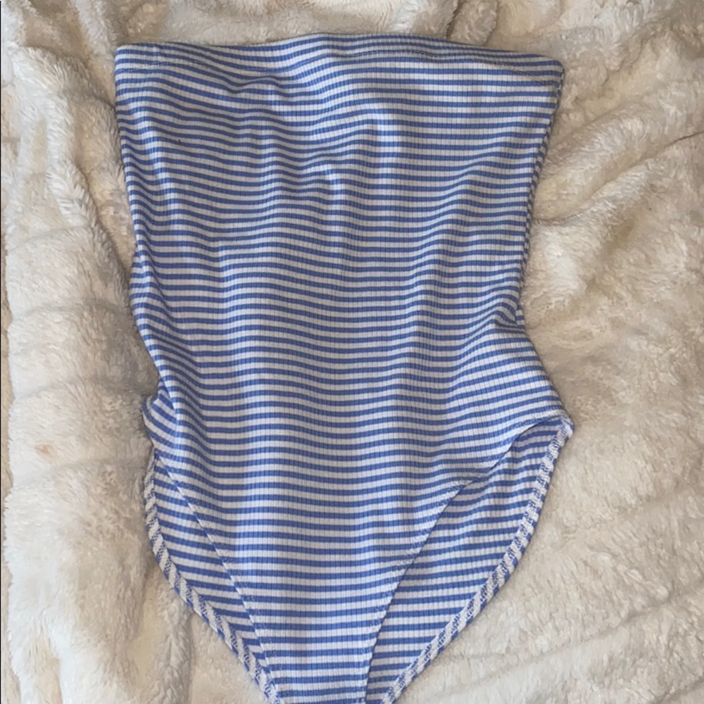 Small forever 21 bodysuit